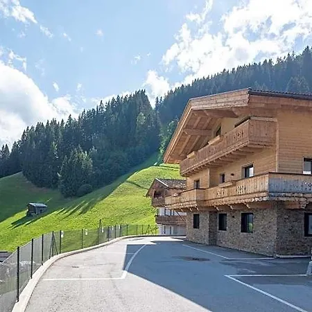 Ahornblick Szálloda Hippach